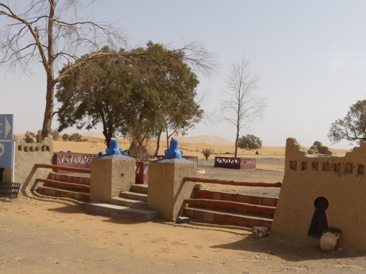 Les Pyramides Hotel Merzouga Luaran gambar