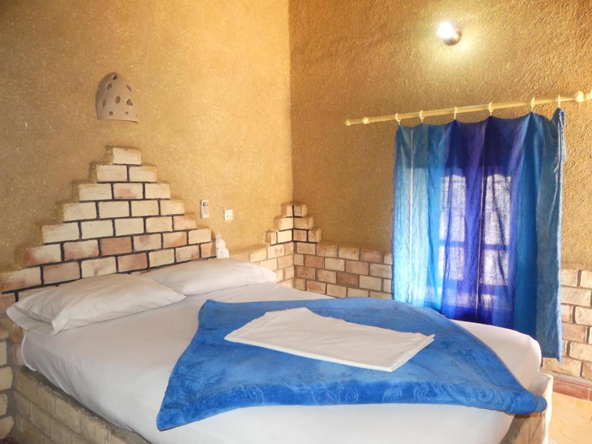 Les Pyramides Hotel Merzouga Luaran gambar