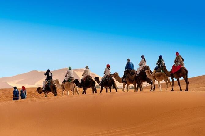 Les Pyramides Hotel Merzouga Luaran gambar