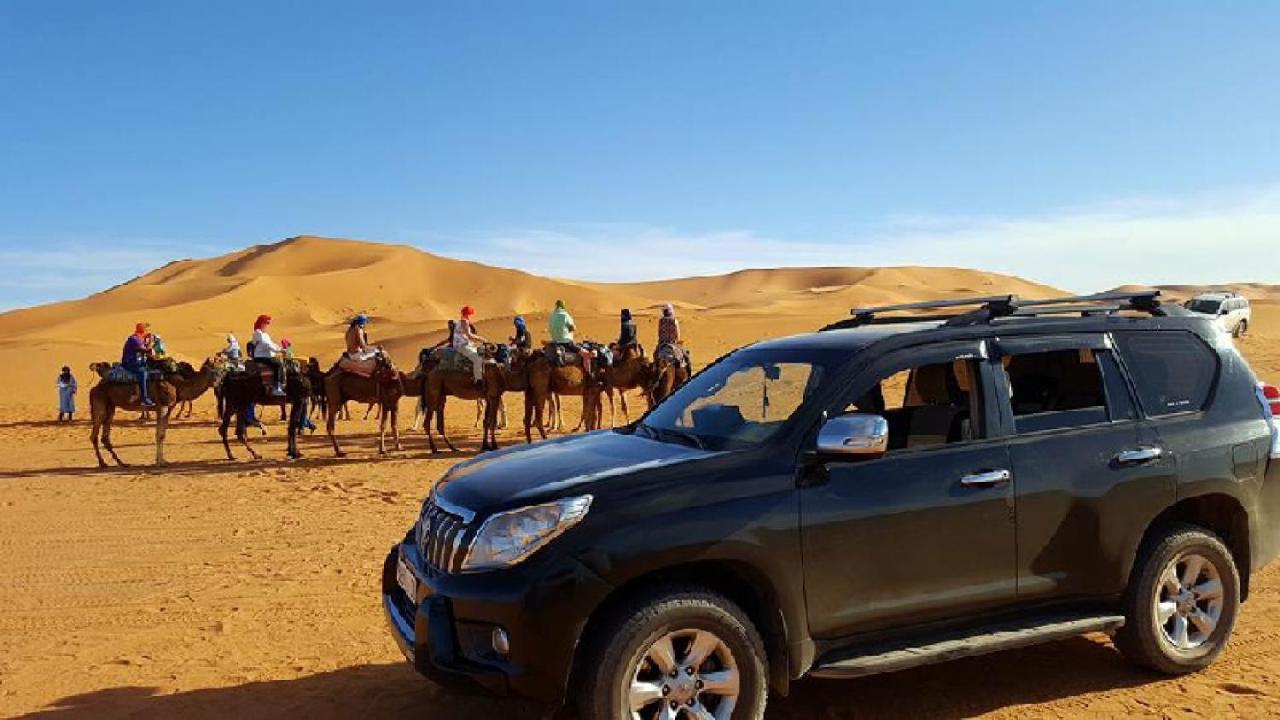 Les Pyramides Hotel Merzouga Luaran gambar