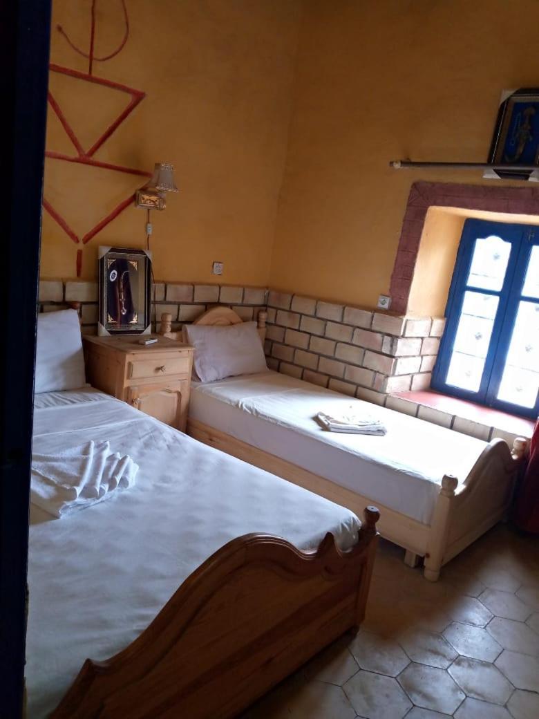 Les Pyramides Hotel Merzouga Luaran gambar